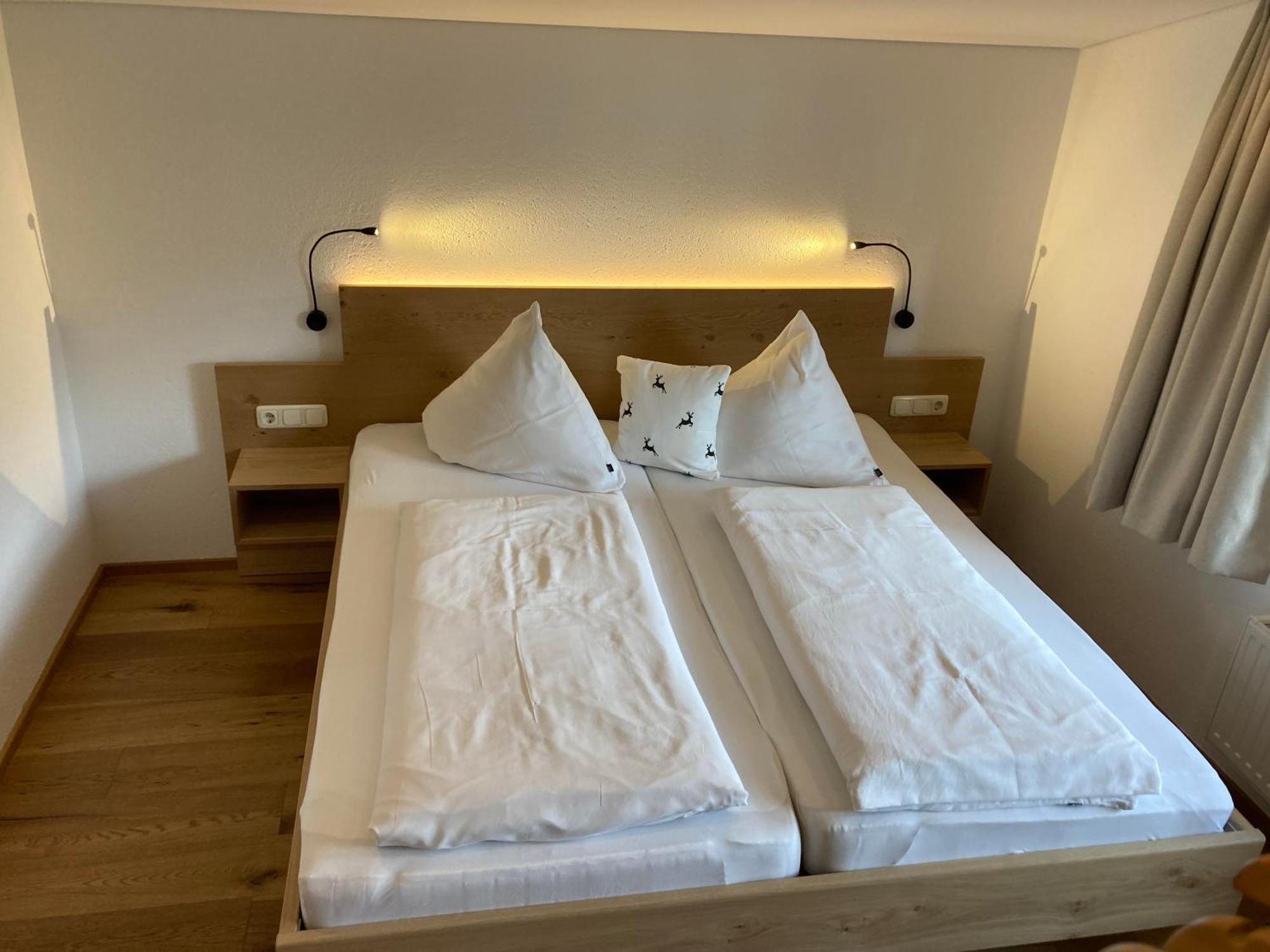 Zani Helga Bed & Breakfast Bartholomäberg Екстериор снимка